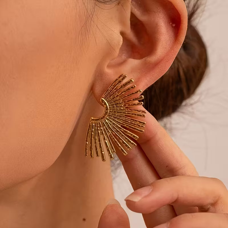Aretes Vintage en Forma de Abanico — Acero Inoxidable