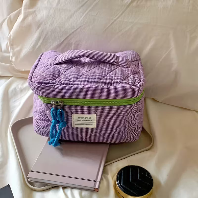 Estuche de maquillaje retro morado a cuadros