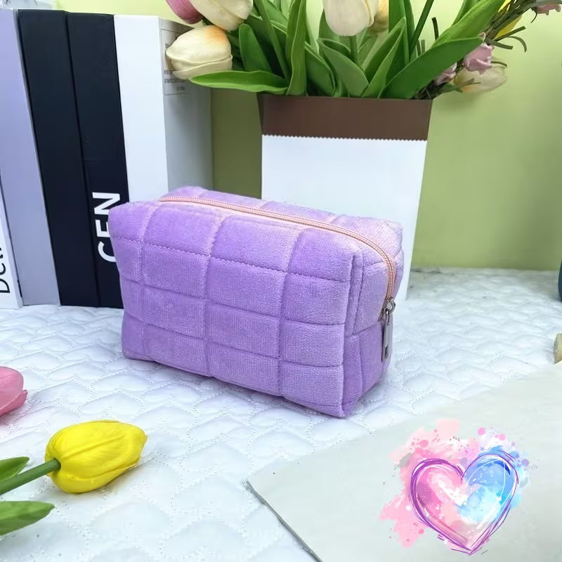 Neceser de maquillaje púrpura a cuadros